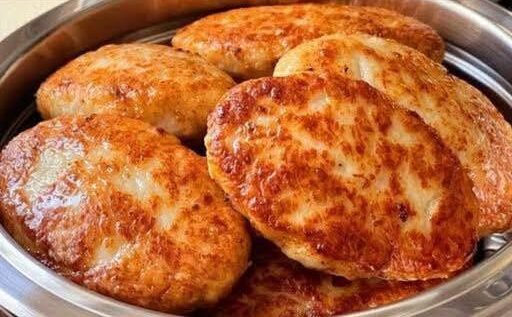 Hambúrguer de Frango e Repolho: Receita Fit, Fácil e Suculenta