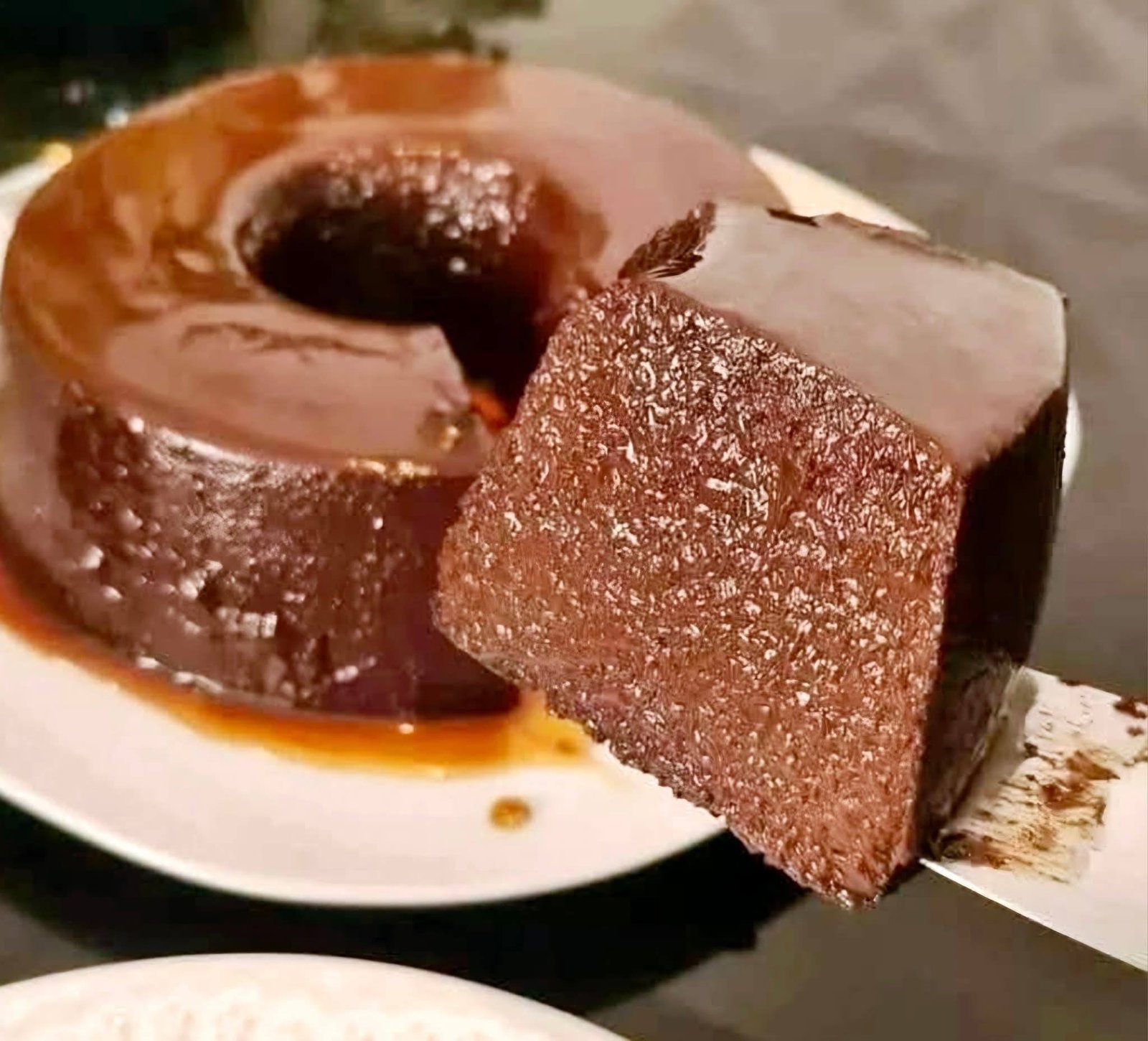 Pudim de Chocolate Cremoso: Receita Sem Furinhos e Fácil de Fazer